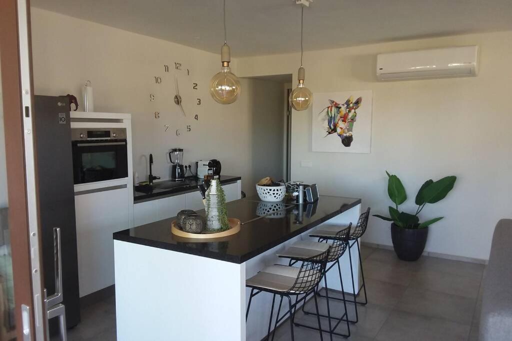 Jan Sofat Lux A24 Apartment Willemstad Exterior foto